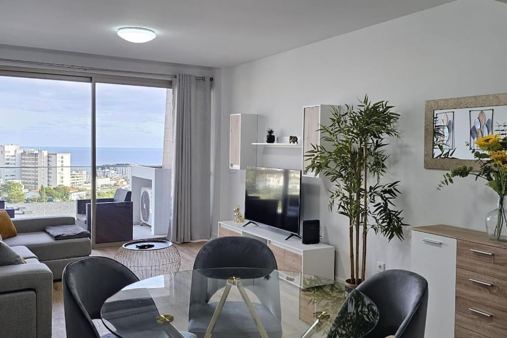 Vista Mar - Ac, Parking And Pool Funchal (Madeira) Exterior foto